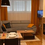 Dele Apartment Free Parking